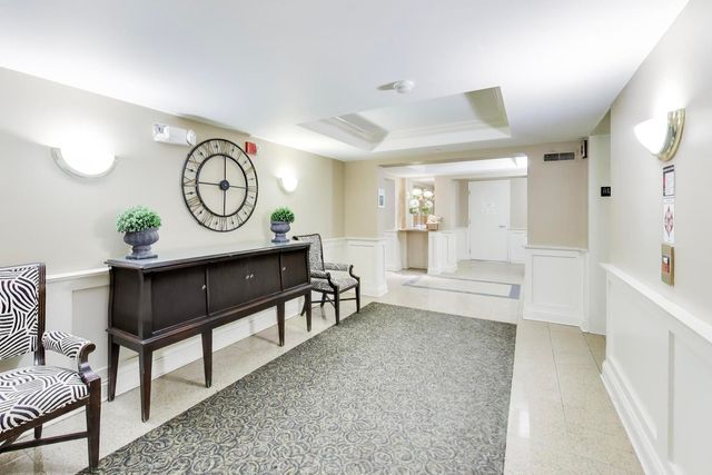 620 Homewood Avenue 405, Highland Park, IL 60035