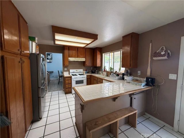 1312 Wrigley, Perris, CA 92571
