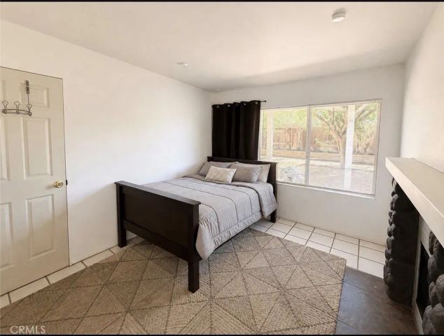 1312 Wrigley, Perris, CA 92571