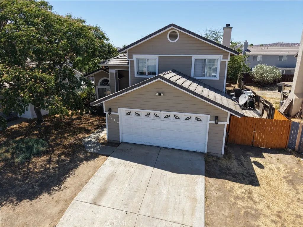 1312 Wrigley, Perris, CA 92571