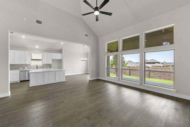 421 Curtiss Drive, Fate, TX 75087
