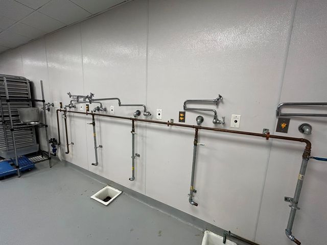 3310 N Elston Avenue, Chicago, IL 60618