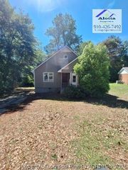 110 Bruce Lane, Spring Lake, NC 28390