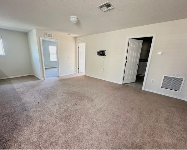 3596 SOUTHERN CROSS LOOP, Kissimmee, FL 34744