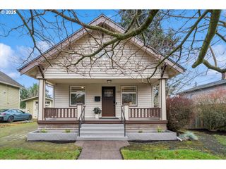 2325 N WINCHELL St, Portland, OR 97217