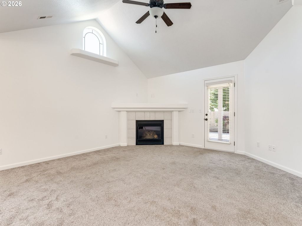 Image 13 of property listing at 462 Sw KAUER Dr, Mc Minnville, OR 97128