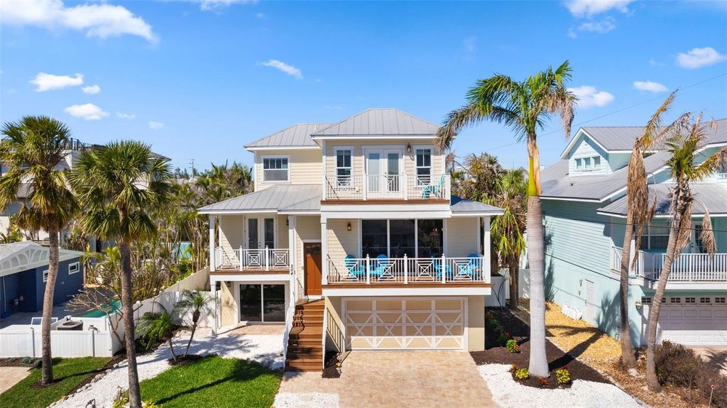 204 66TH STREET, Holmes Beach, FL 34217