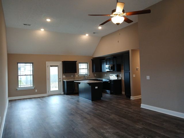 2101 Red Barn Road, Christiana, TN 37037