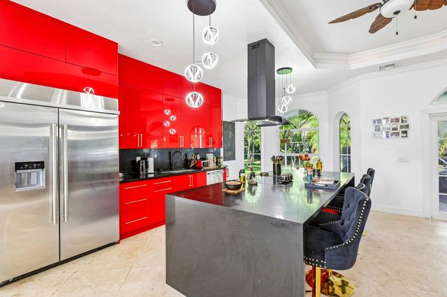 6911 NW 84TH Avenue, Parkland, FL 33067