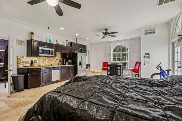 6911 NW 84TH Avenue, Parkland, FL 33067