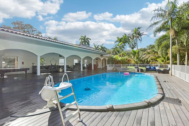 6911 NW 84TH Avenue, Parkland, FL 33067