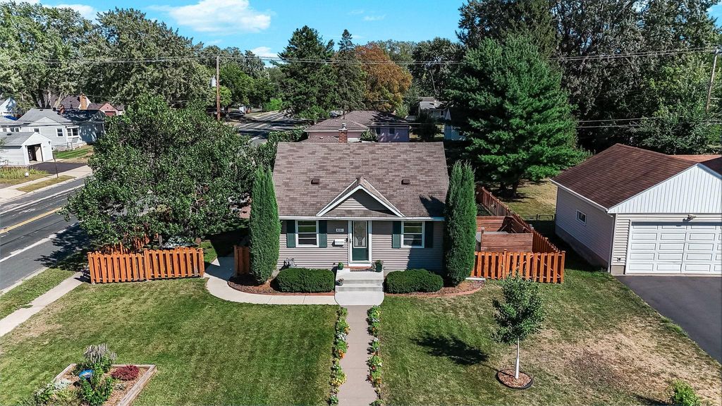 8201 Stevens Avenue S, Bloomington, MN 55420 — photo 5