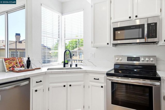 7781 Chantilly Dr, Dublin, CA 94568