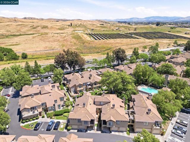 7781 Chantilly Dr, Dublin, CA 94568