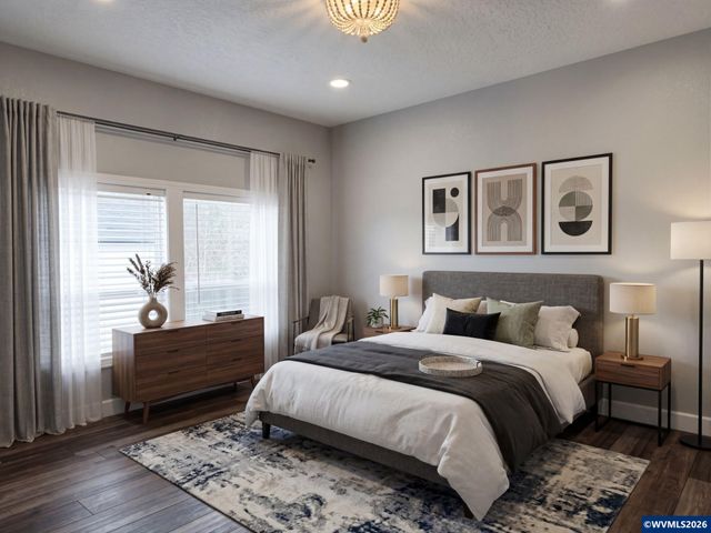 302 Jersey St, Silverton, OR 97381