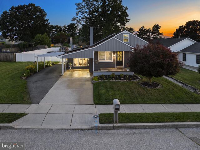 519 MEADE AVE, Hanover, PA 17331