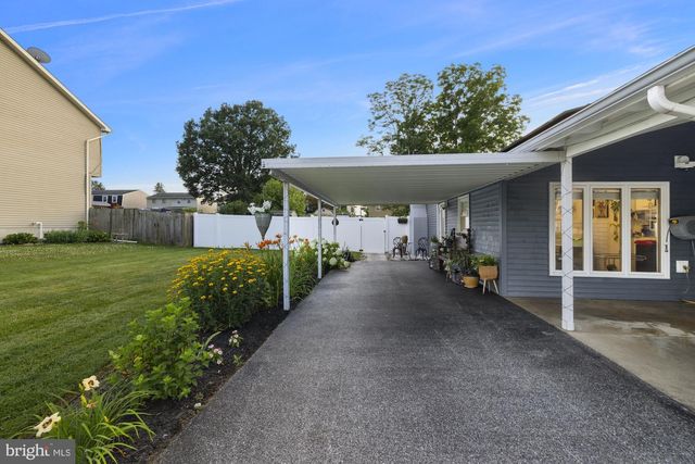 519 MEADE AVE, Hanover, PA 17331