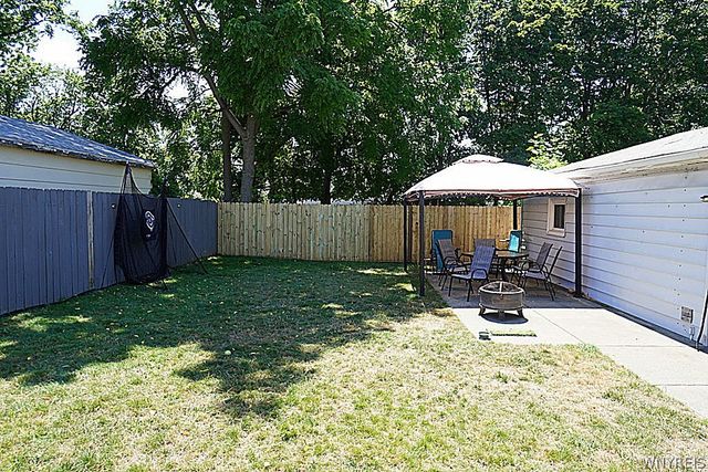 37 Burke Drive, Lackawanna, NY 14218