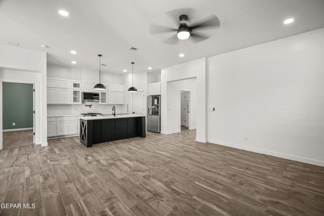 729 Paseo Astuto Place, Horizon City, TX 79928