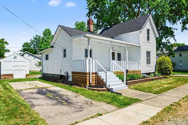 106 Pope Street, Lapeer, MI 48446