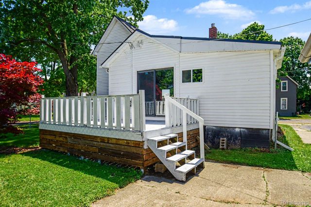 106 Pope Street, Lapeer, MI 48446