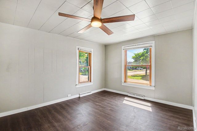 106 Pope Street, Lapeer, MI 48446