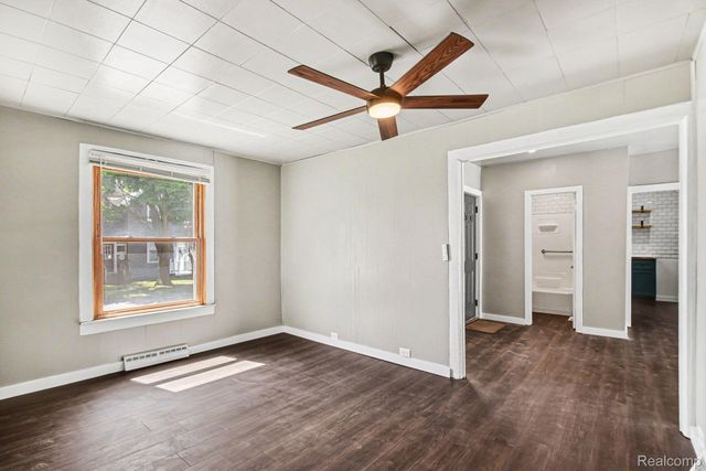 106 Pope Street, Lapeer, MI 48446