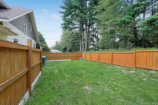 118 Gladstone Avenue, Walden, NY 12586