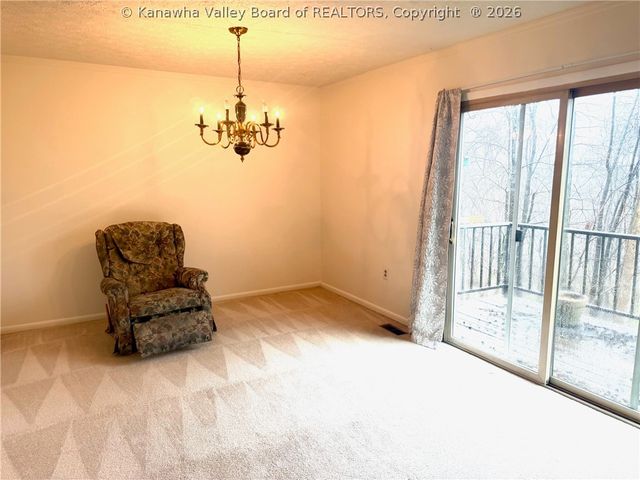 213 Walker Drive, Dunbar, WV 25064