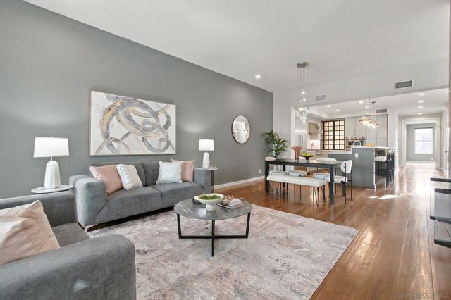 1527 9th Ave, San Diego, CA 92101