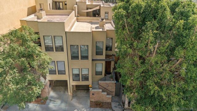 1527 9th Ave, San Diego, CA 92101