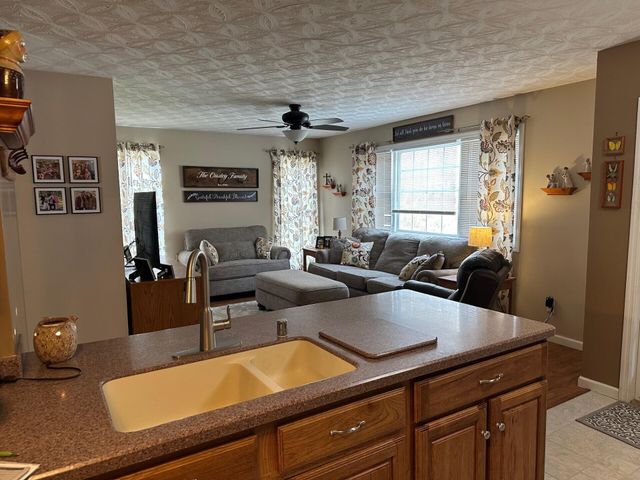 490 Ponderosa Drive, Paintsville, KY 41240