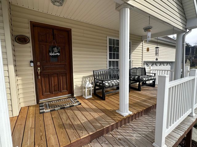 490 Ponderosa Drive, Paintsville, KY 41240