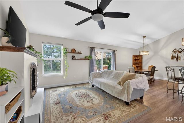 148 Quail Creek Drive, Wright City, MO 63390