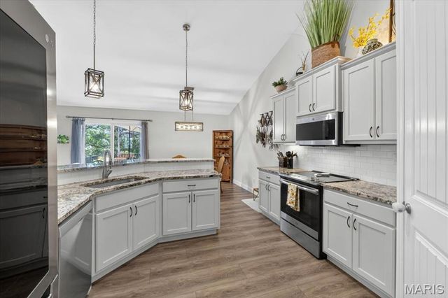 148 Quail Creek Drive, Wright City, MO 63390