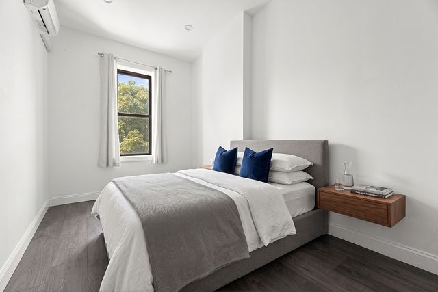 354 MONTAUK Avenue, New York City, NY 11208