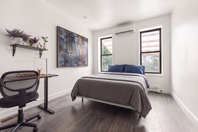 354 MONTAUK Avenue, New York City, NY 11208