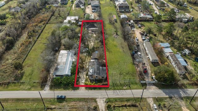 722 N Pine Road, Arcola, TX 77583