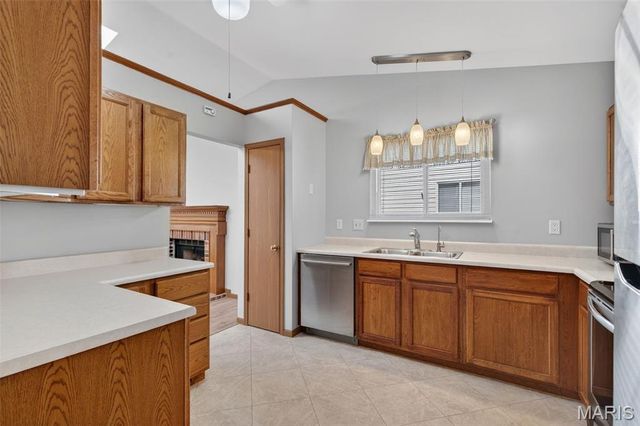 204 Addison Drive, O'fallon, MO 63376