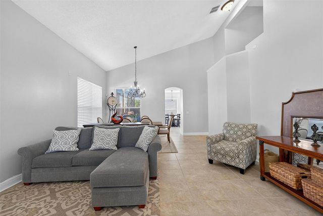 1400 HOLLY GLEN RUN, Apopka, FL 32703