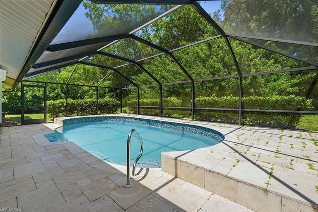 19028 Pine Run LN, Fort Myers, FL 33967