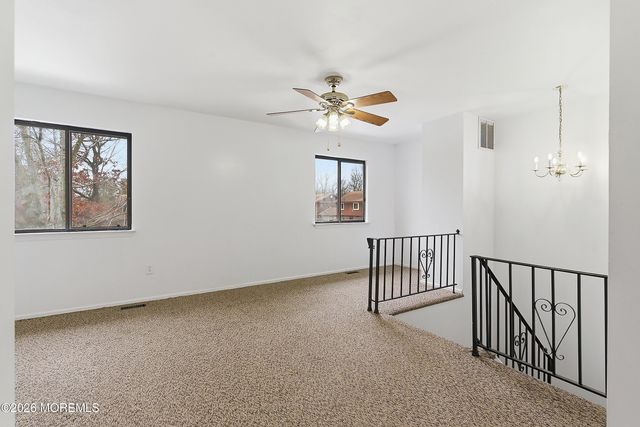 11 Owl Road, Howell, NJ 07731