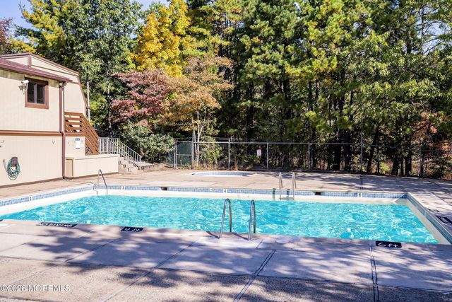 11 Owl Road, Howell, NJ 07731