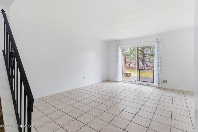 11 Owl Road, Howell, NJ 07731