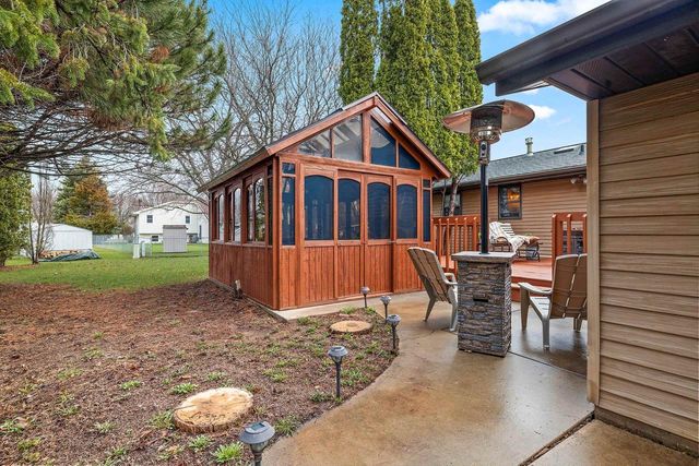 1138 TRAILWOOD DRIVE, De Pere, WI 54115