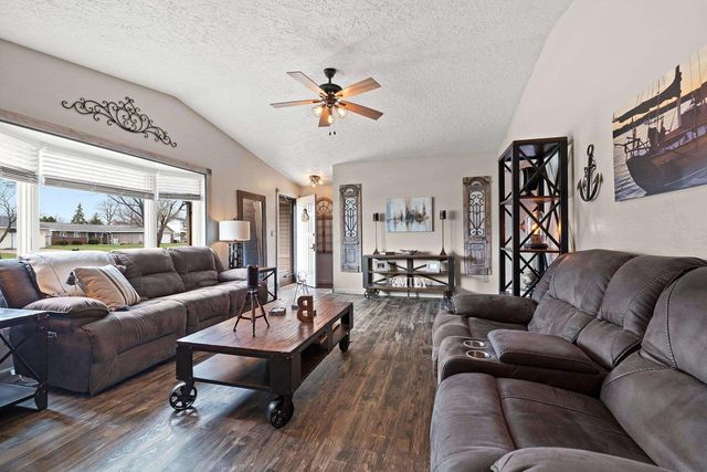1138 TRAILWOOD DRIVE, De Pere, WI 54115