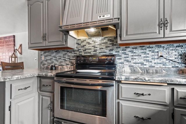 1138 TRAILWOOD DRIVE, De Pere, WI 54115