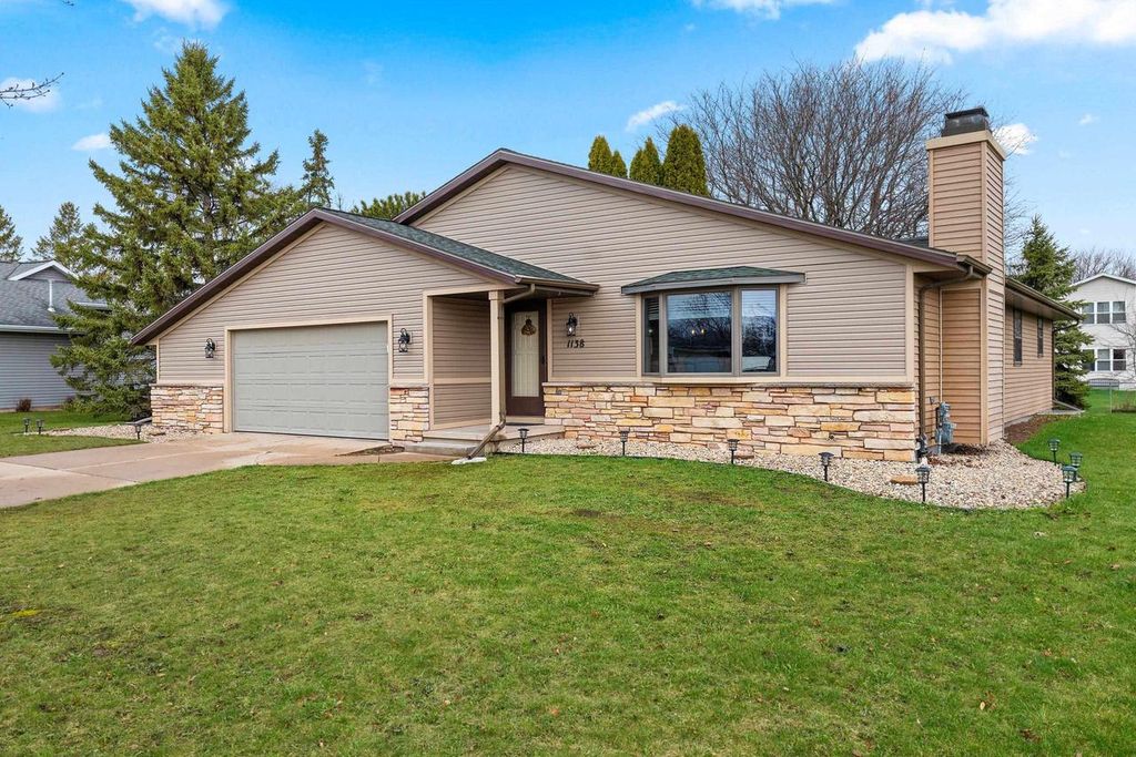 1138 TRAILWOOD DRIVE, De Pere, WI 54115