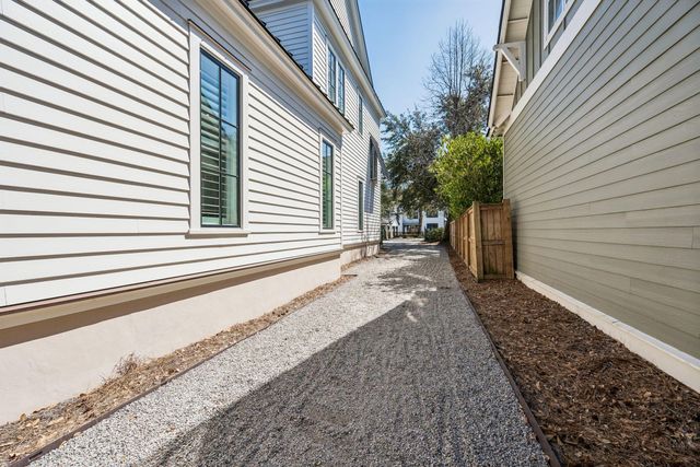 922 Mccants Drive, Mount Pleasant, SC 29464