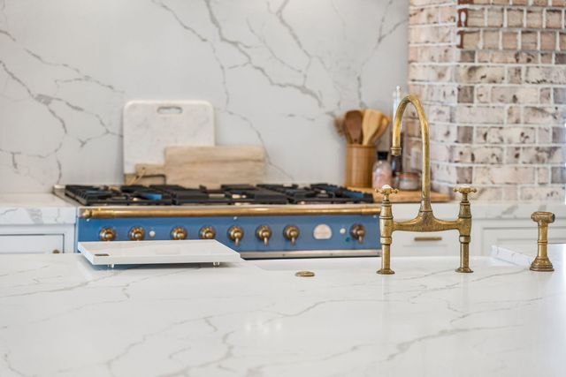 922 Mccants Drive, Mount Pleasant, SC 29464